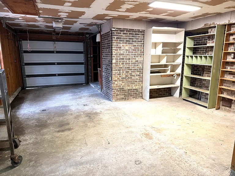 6502 Bradford Dr — Photo 16