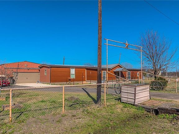 4th image of 13925 Delta Dr