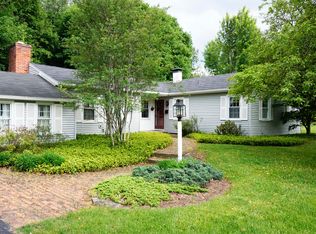 54 Kurt Rd, Pittsford, NY 14534