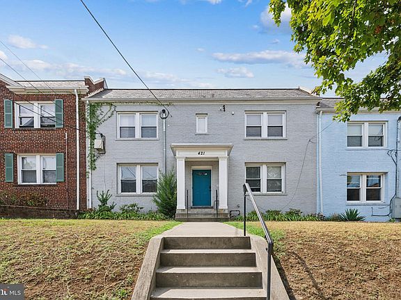 2nd image of 421 Evarts St NE APT 3