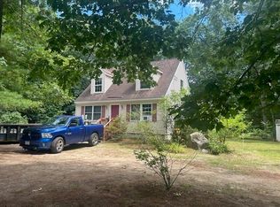 1 Hamblett Ave, Tyngsboro, MA 01879