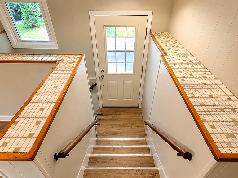 417 Caldwell St — Photo 4