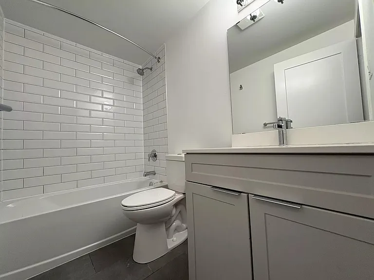 286 Chandler Dr #109 — Photo 4