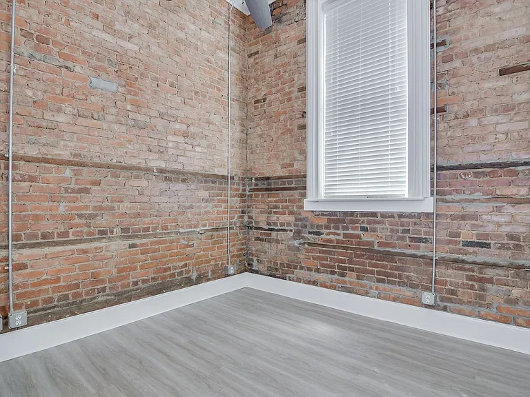 164 N Louisville St #2 — Photo 27