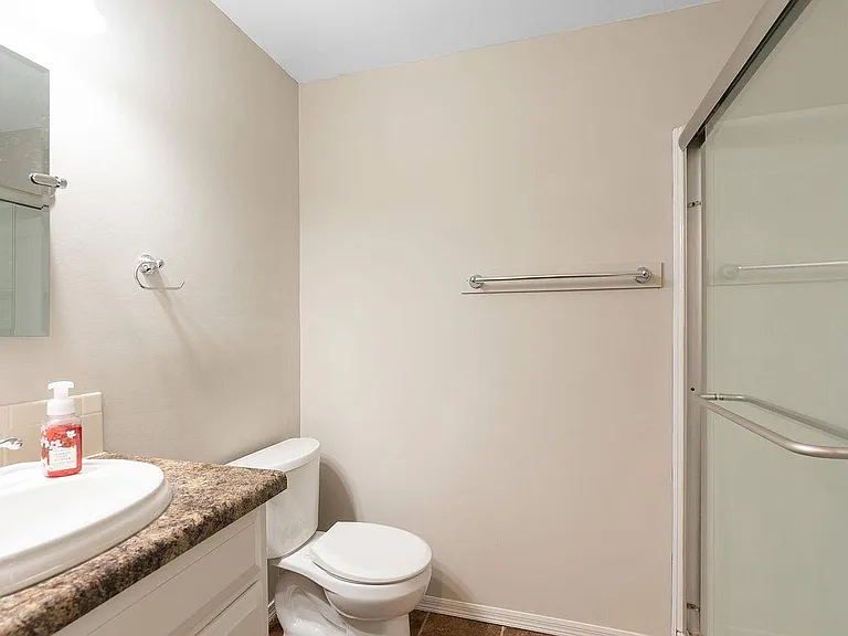 2421 N Fieldstone St — Photo 6
