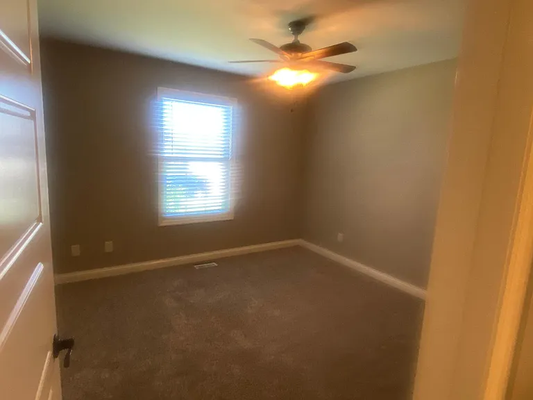 408 Split Rail Dr — Photo 13
