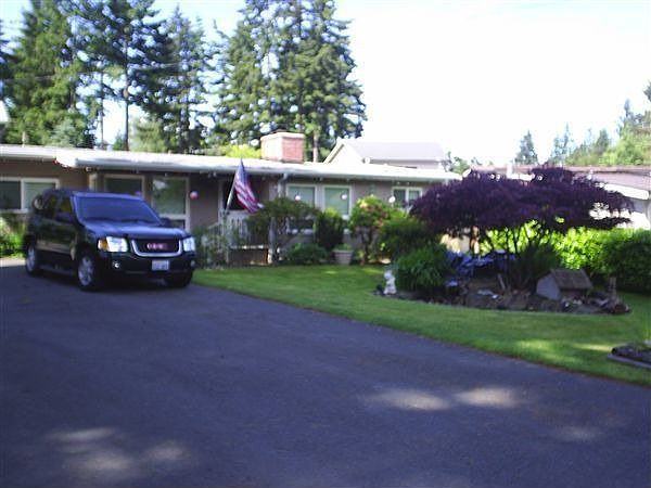24316frontyard