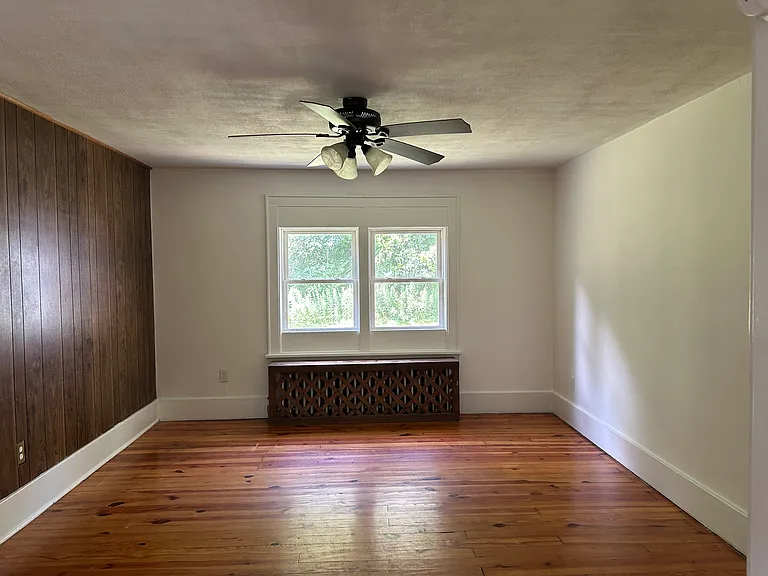 115 Creek Locks Rd #1 — Photo 4