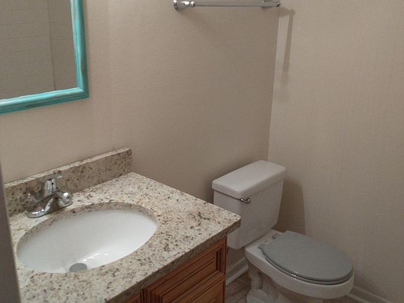 4th image of 118 Brentwood Ln #A