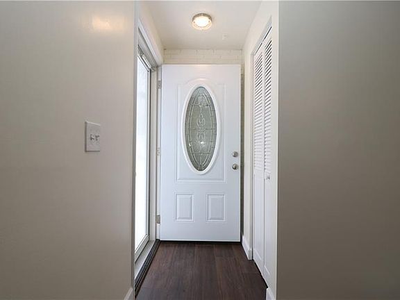5th image of 3122 Deerwood Dr