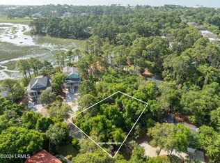 372 Perch Dr, Saint Helena Island, SC 29920