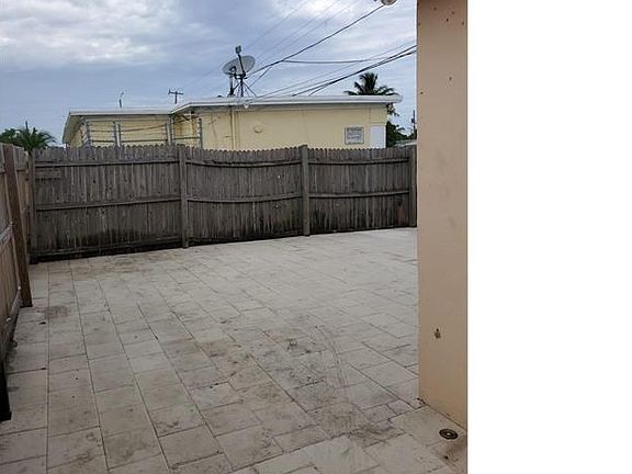 5th image of 1205 NW 4th St