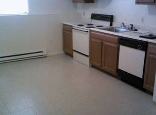 15 New Ludlow Rd APT 8, Chicopee, MA 01020