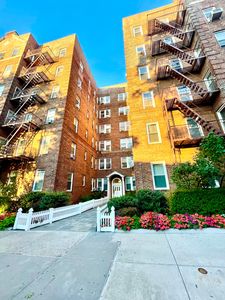 45 Kew Gardens Rd APT 2J, Jamaica, NY, 11415