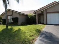 1st image of 8602 SW 1st Pl