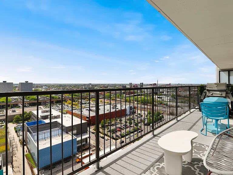 1530 S State St #16M — Photo 21