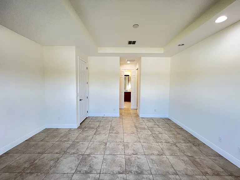 11948 SW Crestwood Cir — Photo 41