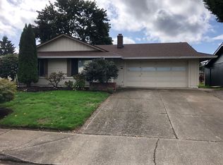 4777 Whitman Cir NE, Salem, OR 97305