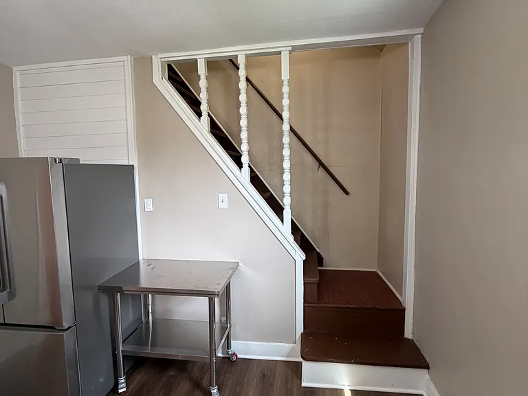 522 E Ward St — Photo 14
