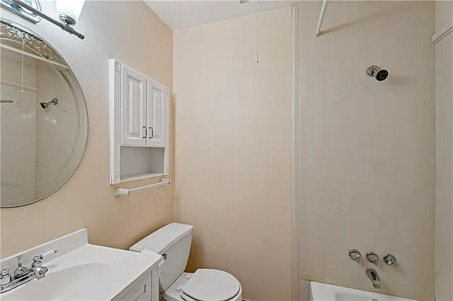 4712 Loveland St — Photo 11