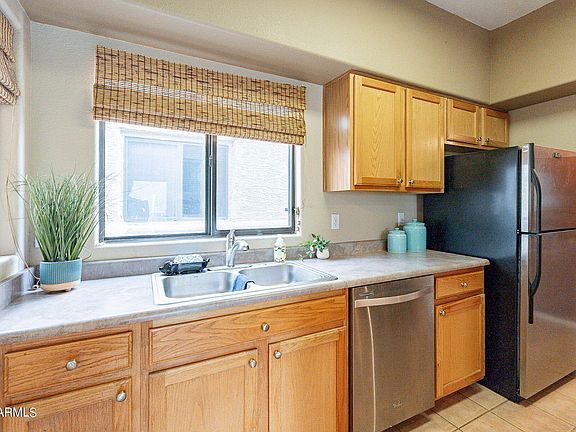 4th image of 10401 N SAGUARO Boulevard #229