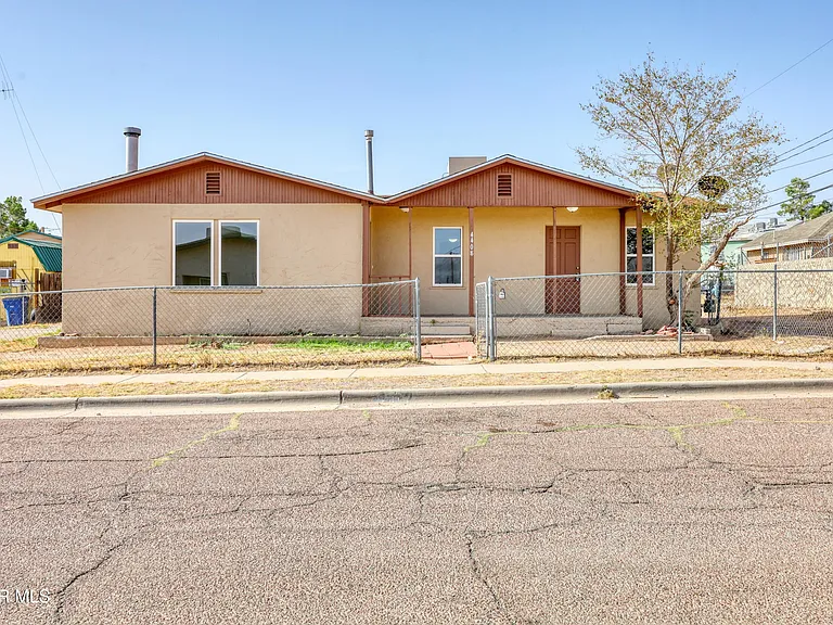 4408 Arlen Ave — Photo 1
