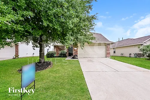 1319 Seagler Pond Ln Photo 1