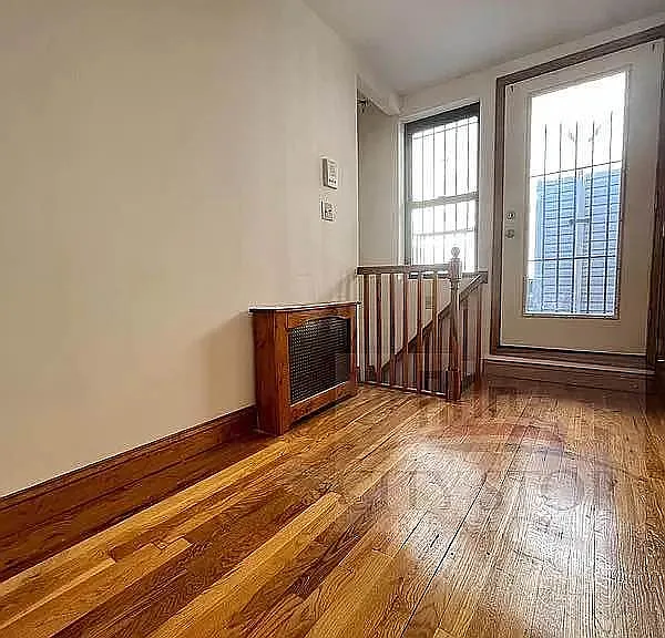 203 W 85th St #PENTHOUSE — Photo 7