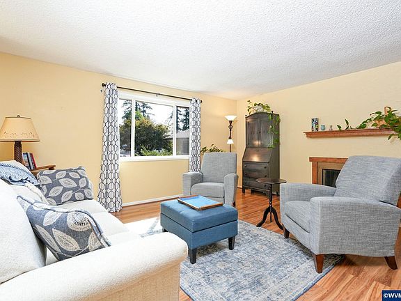 5th image of 3908 SE Arbor Ct