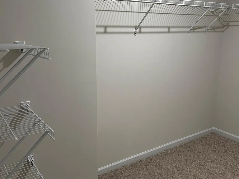 4248 Notting Hill Dr SW #3 — Photo 8