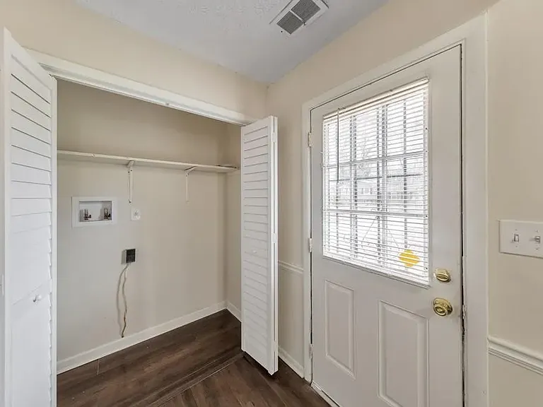 6675 Leisure Trl — Photo 10