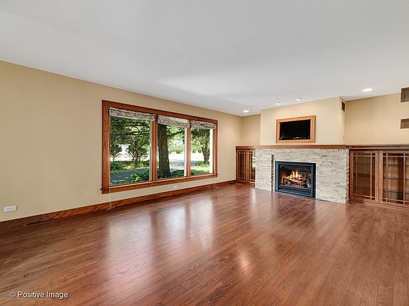 3rd image of 204 E National St