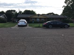 517 Cypress St, Columbus, MS 39702