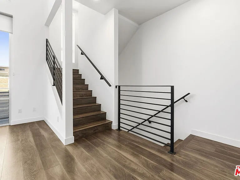6021 W Beachwood Ln — Photo 25