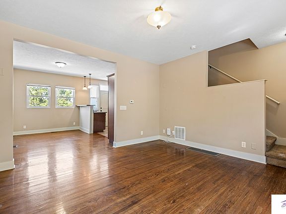 3rd image of 1036 S 31st St #2-B950