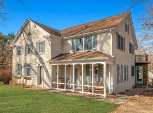 415 Green Bay Rd, Cedarburg, WI 53012