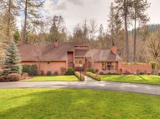 14336 E Evans Creek Rd, Rogue River, OR 97537