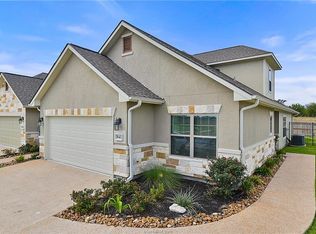 1643 Buena Vis, College Station, TX 77845