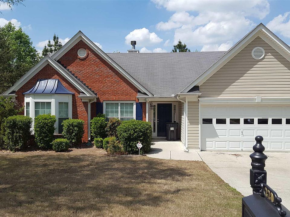 1st image of 220 Ballyshannon Dr