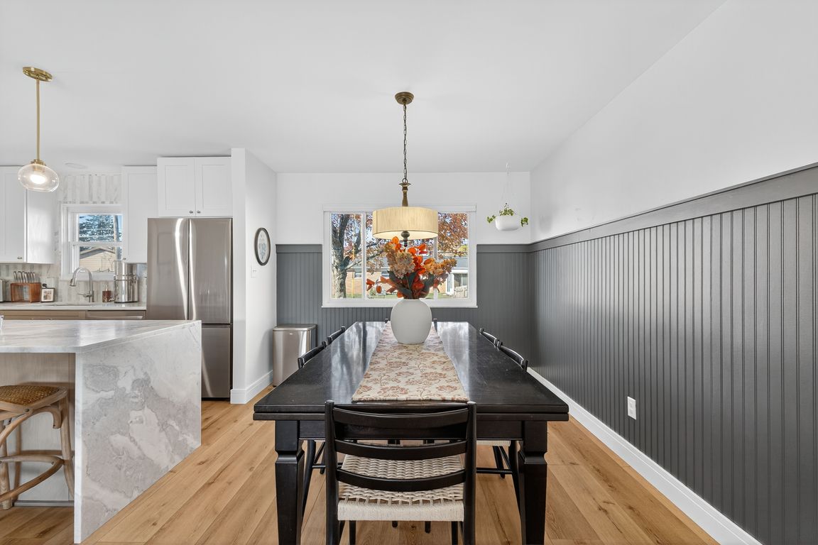 next background image