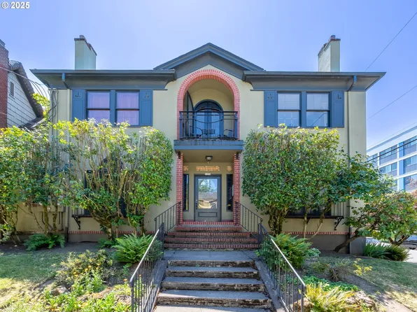 1404 NE Hancock St APT 4, Portland, OR 97212