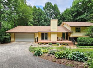 42 Dogwood Hills Dr, Brevard, NC 28712