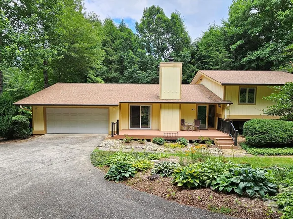 42 Dogwood Hills Dr, Brevard, NC 28712