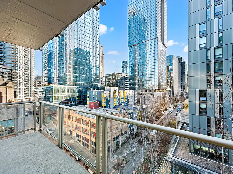 910 Lenora St #903 — Photo 3