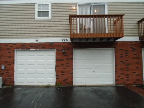 746 Tiffany Ct, Antioch, IL 60002