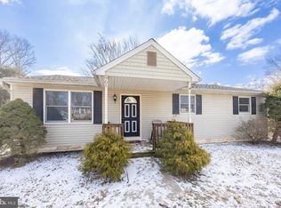 706 W 7th Ave, Parkesburg, PA 19365