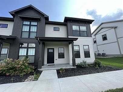2nd image of 2016 SW Chautauqua Ln #1