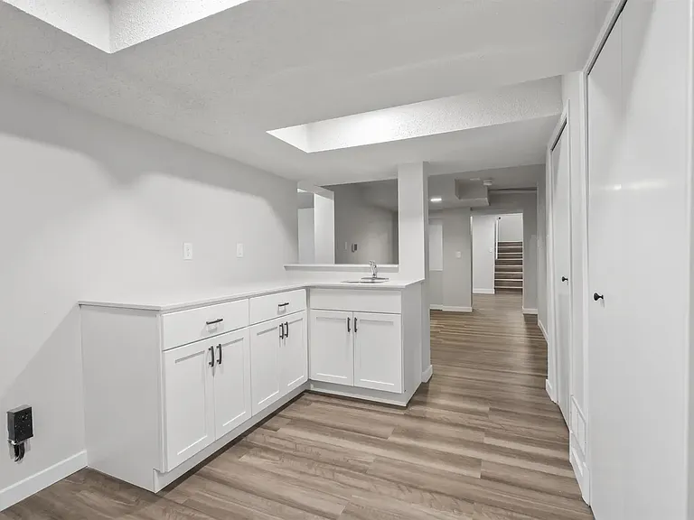 1510 Starbeck Cir — Photo 2