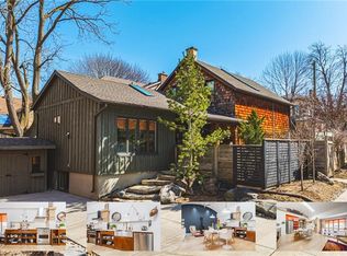 48 George St, Waterloo, ON N2J1K7