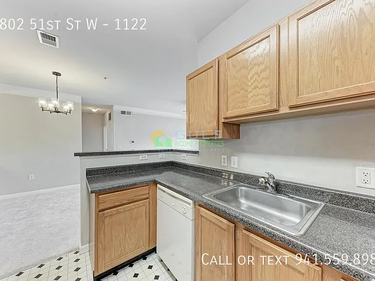 4802 51st St W #1122 — Photo 12
